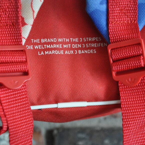 ADIDAS OG Originals x FARM Trefoil LOGO Peony Chita Floral Backpack Red - Picture 3 of 9